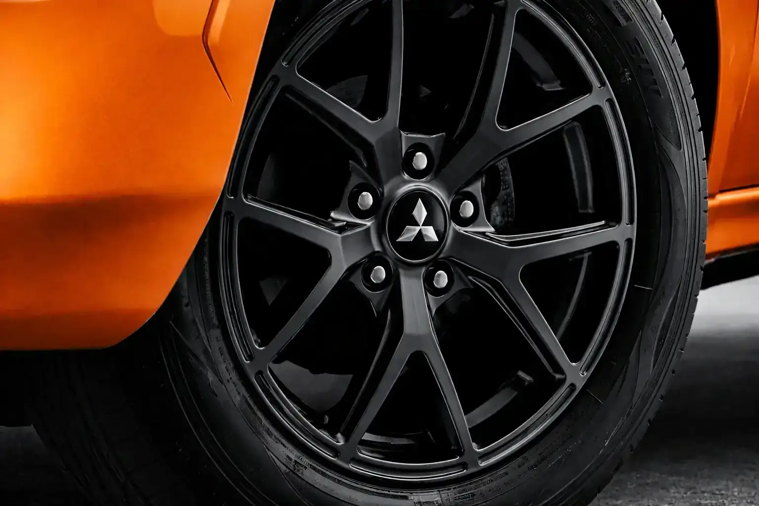 Mitsubishi alloy wheel repair Auckland